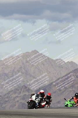 media/Nov-16-2025-Race Pace (Sun) [[8c5fa54630]]/Verified Riders/5-Turn 9 (1135am)/